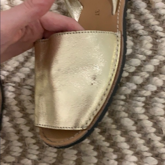 Gold espadrilles - Picture 3 of 5